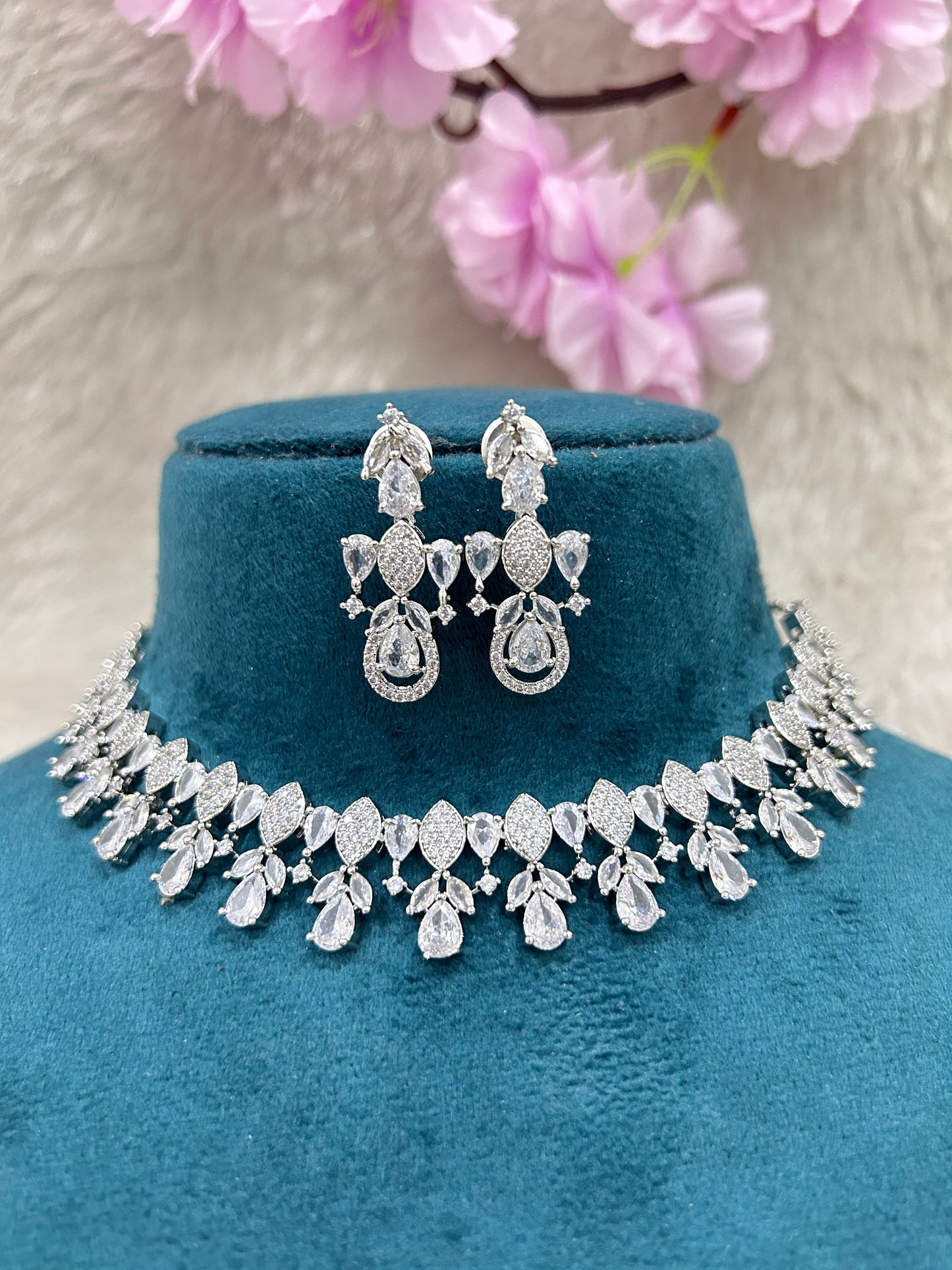 AD Choker Set #AD006 (White)