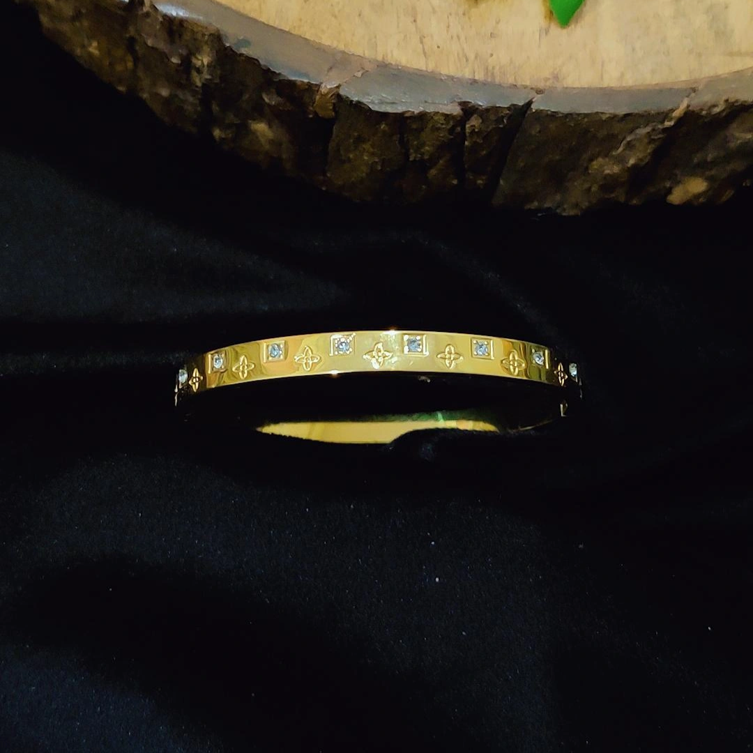 Anti Tarnish Bracelets #B23