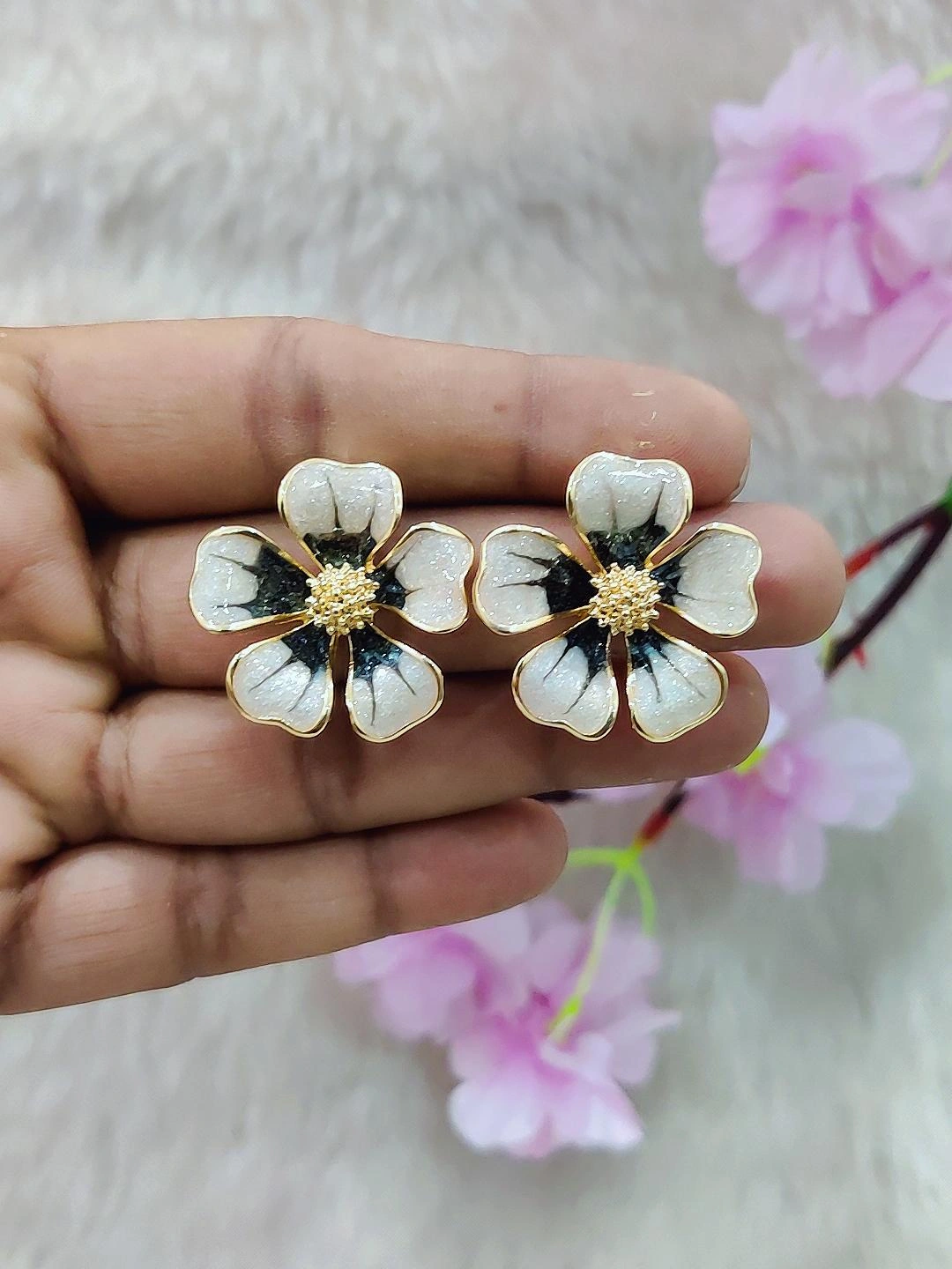 Floral Earrings #FE003 (White-Black)