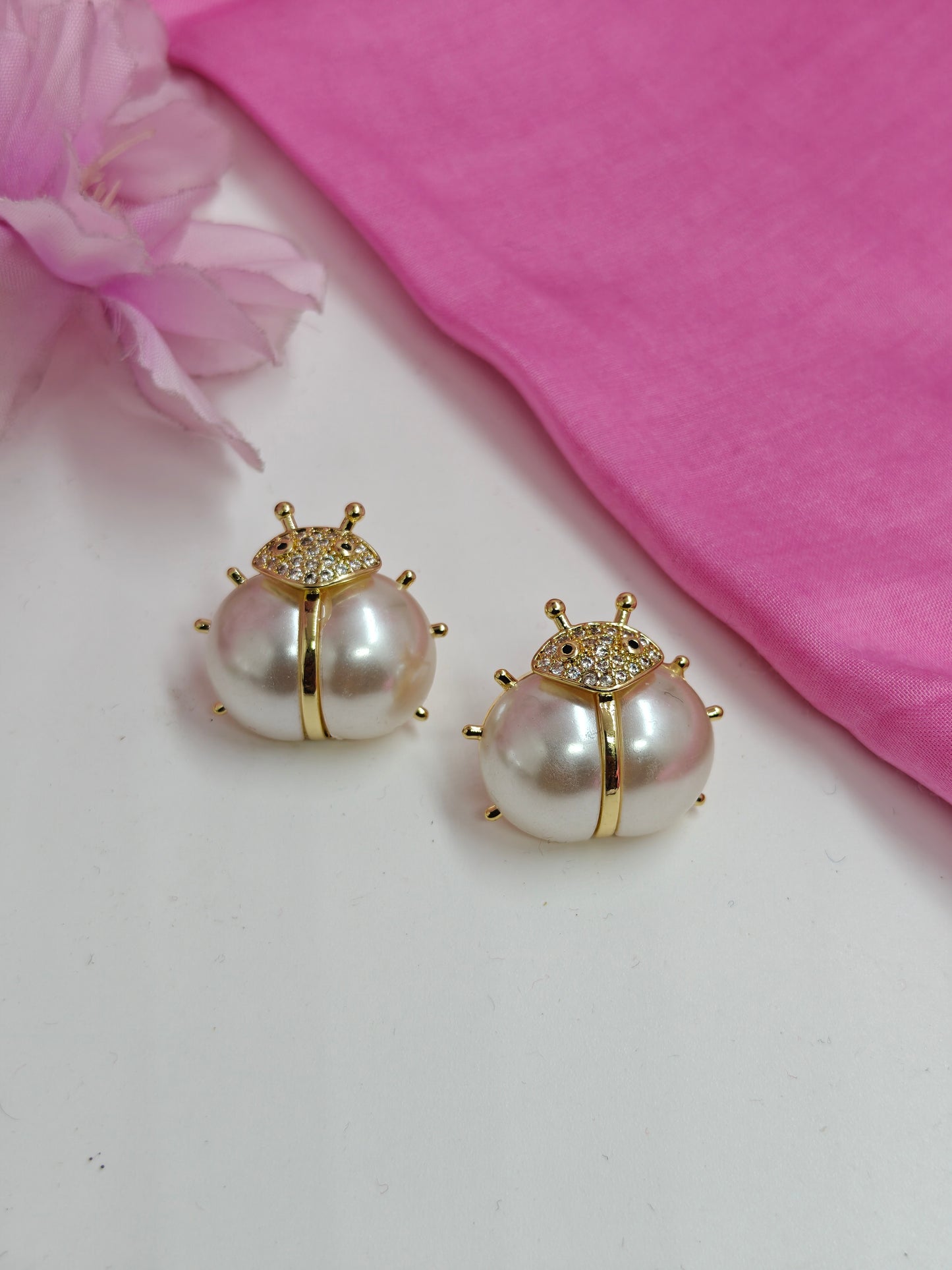 Quirky Earrings - Lady Bug #QNE-028