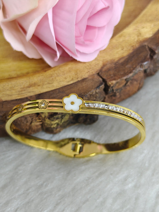 Anti Tarnish Bracelets #B353