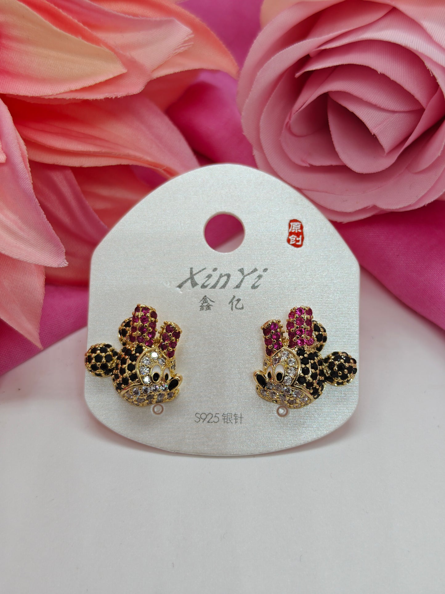 Quirky Earrings - Minnie #QNE-044