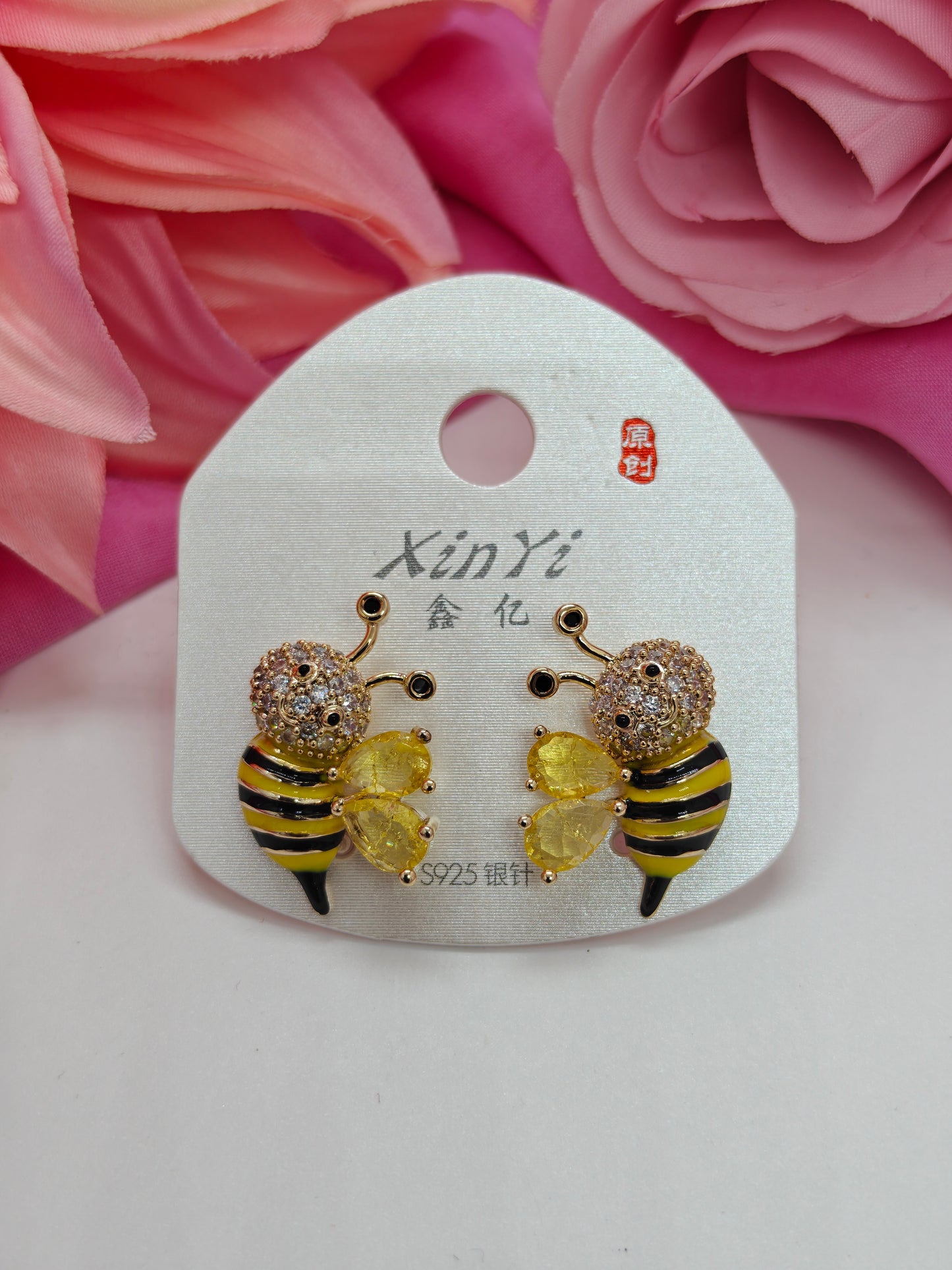 Quirky Earrings - Queen Bee-Yellow #QNE-050