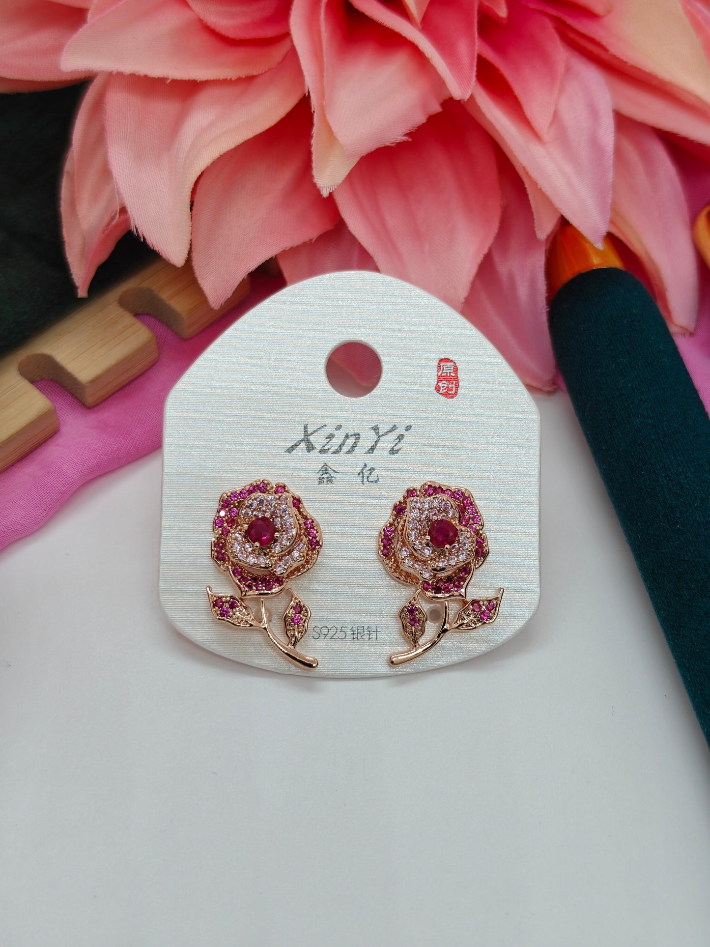 Quirky Earrings - Red Rose - #QNE-223