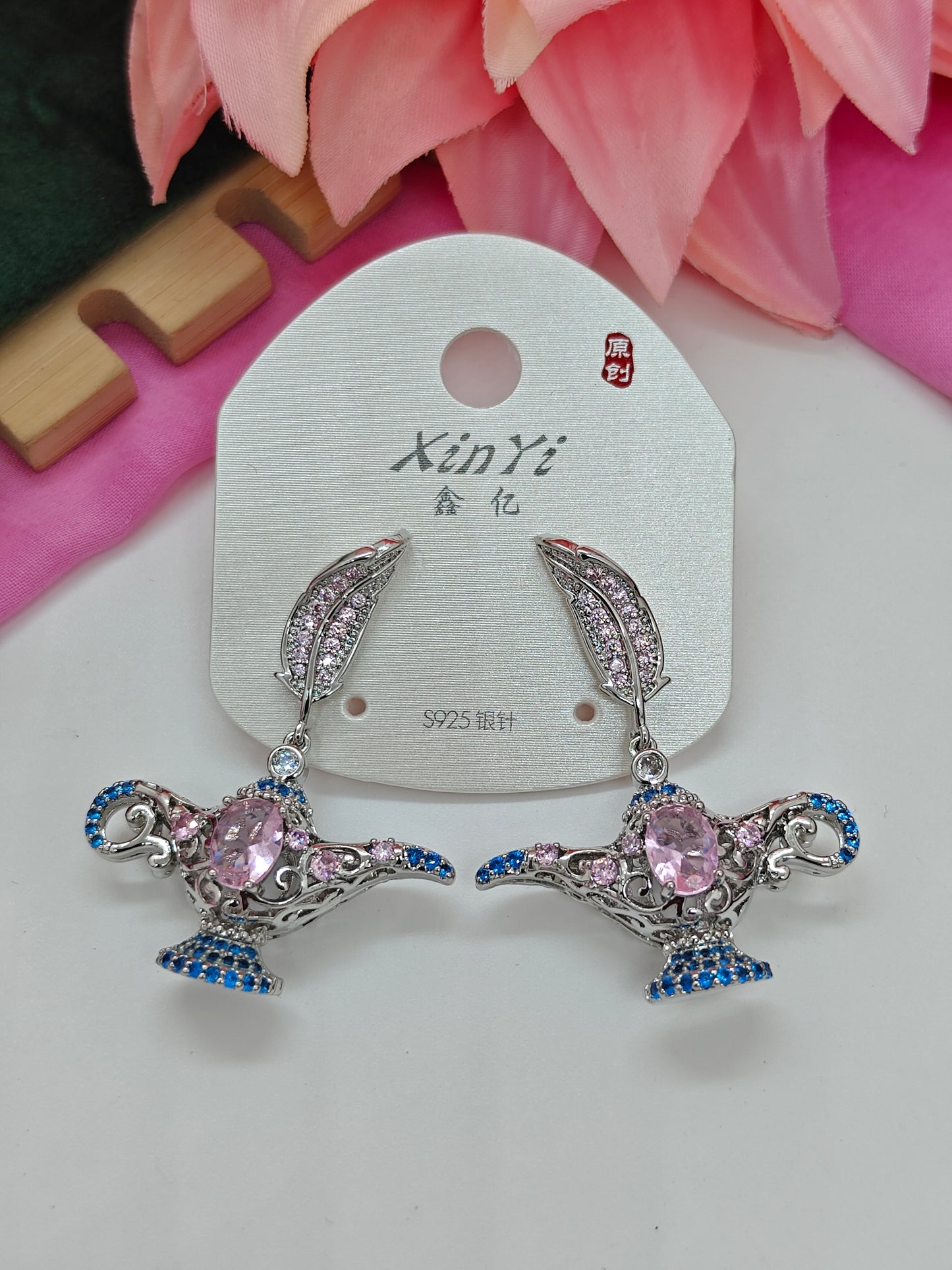 Quirky Earrings - Magic Lamp - #QNE-219