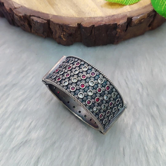 German Silver Kada #B10 (Red-White)