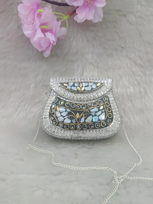 Silver Mini Metal Clutch / Sling Bag / Handbag #C010 - Decorated with Shell