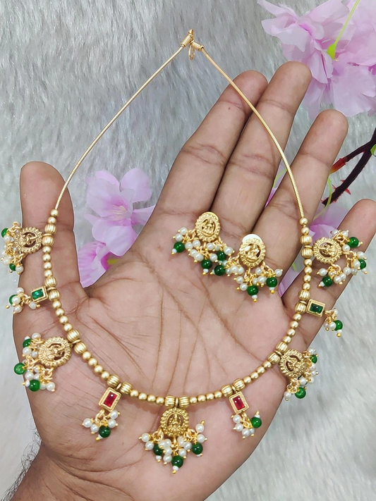 Wire Necklace Golden #N19