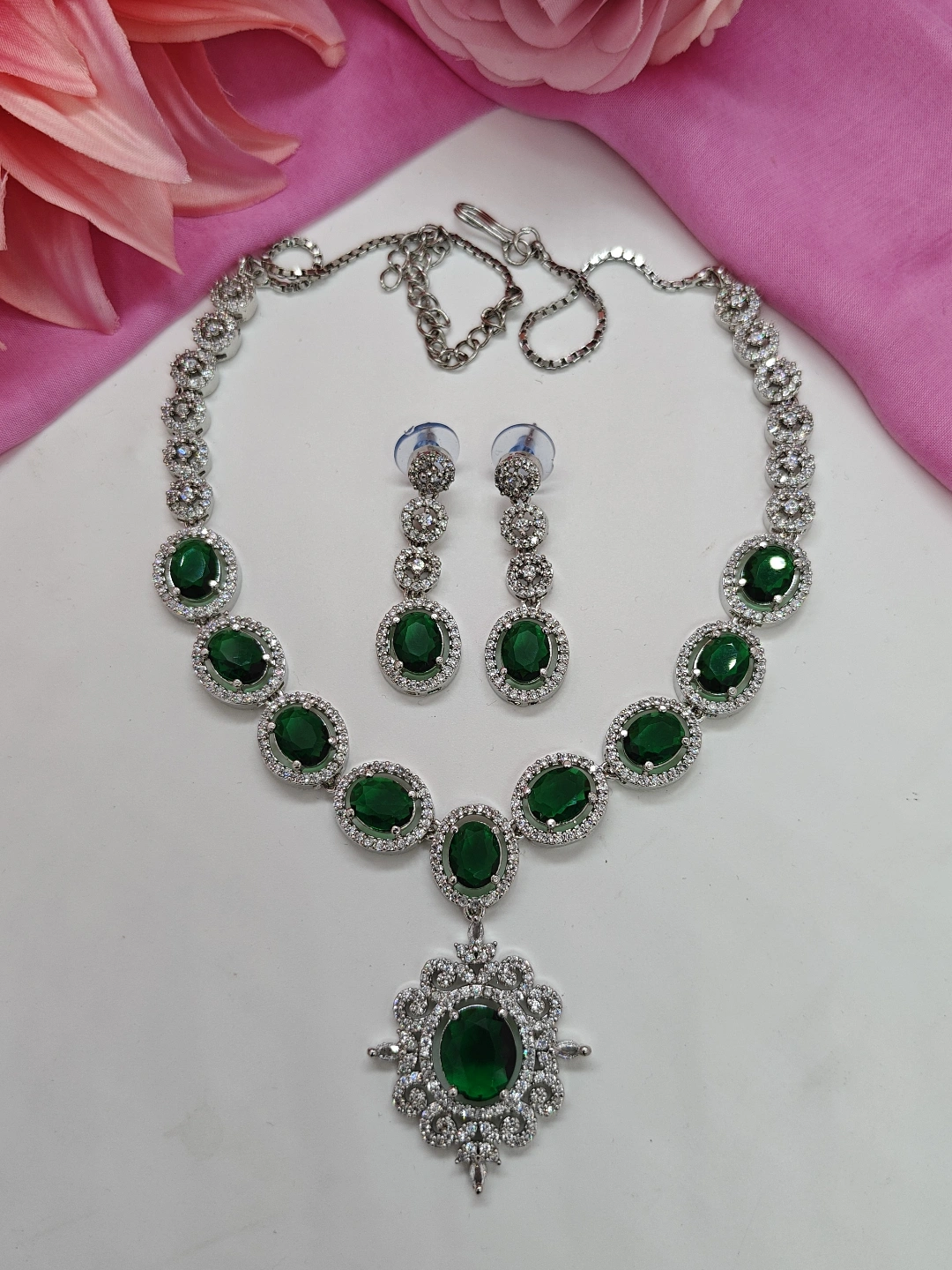 AD Choker Set #AD012 (Bottle Green)